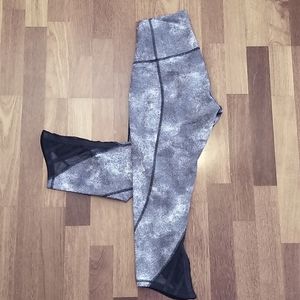 Lululemon HR Crops